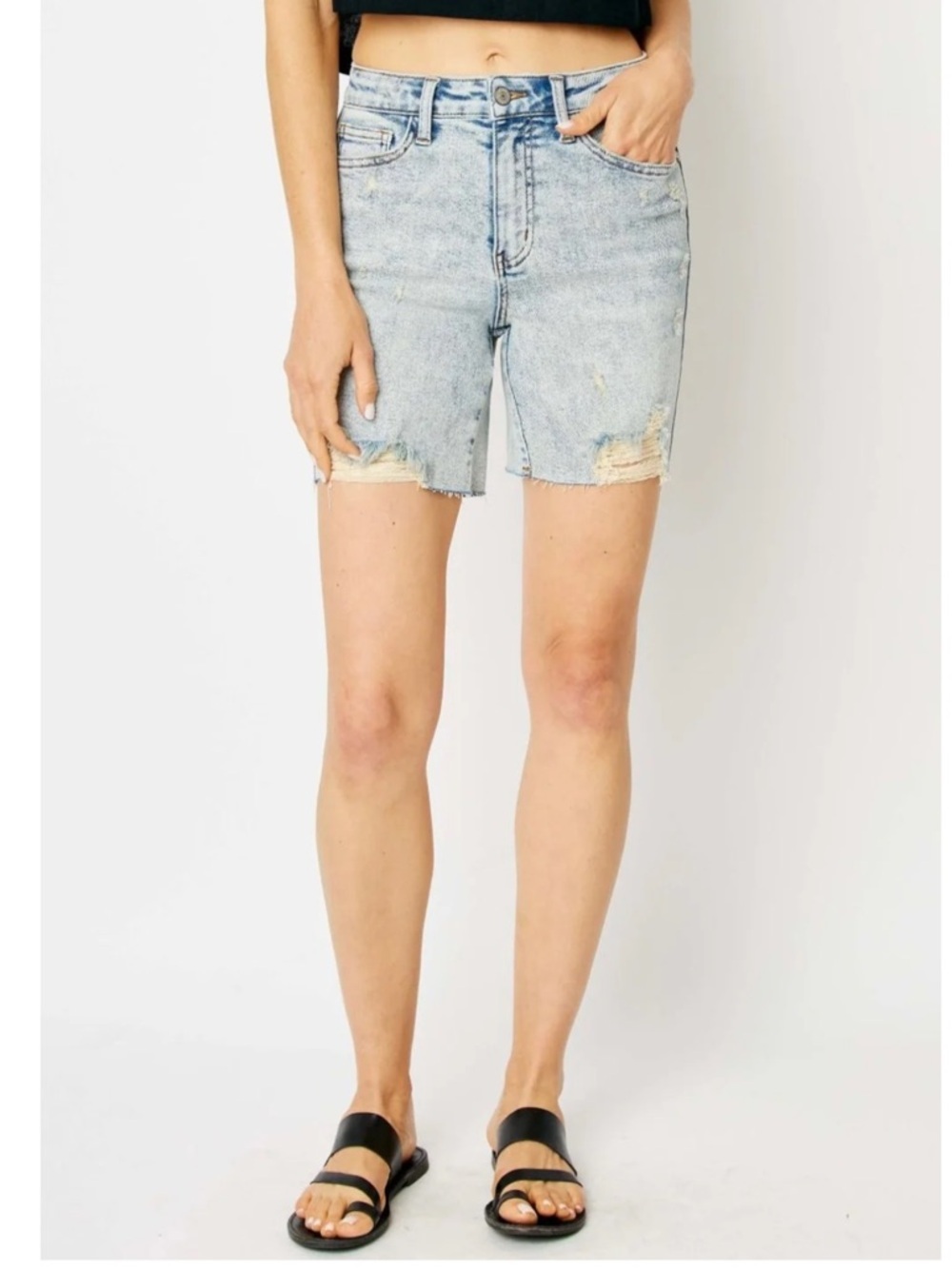 Judy Blue High Waist Mineral Wash Destroyed Denim Boyfriend Short Size Medium